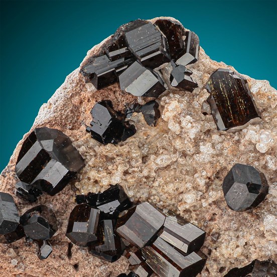 Fluor-Buergerite-Fluor-Buergerite Occurrence | Mexquitic de Carmona | San Luis Potosí | Mexico